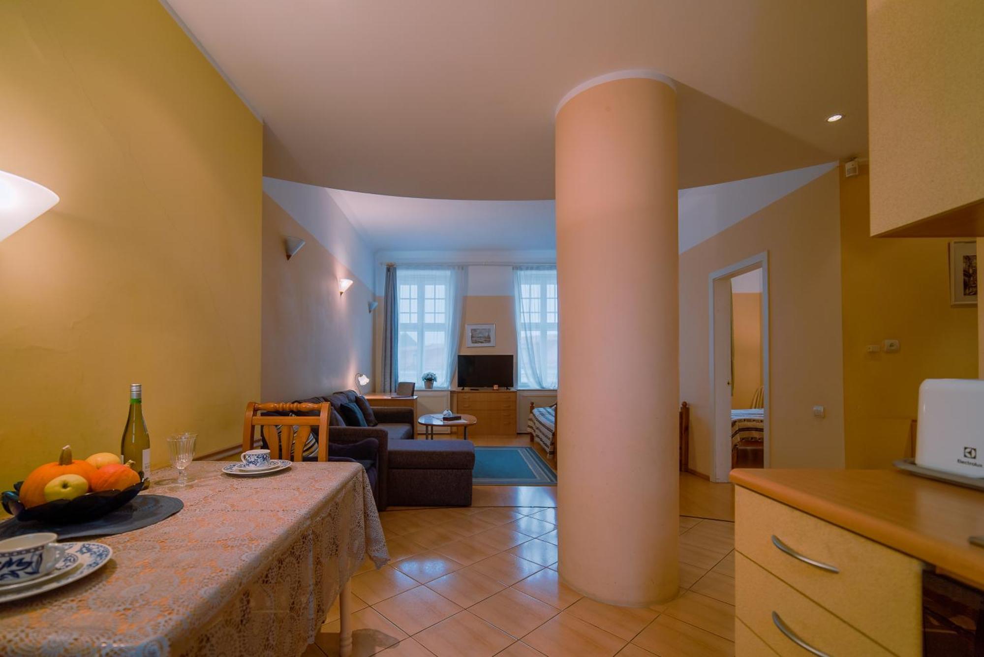 Romeo Family Apartments Tallinn Kültér fotó