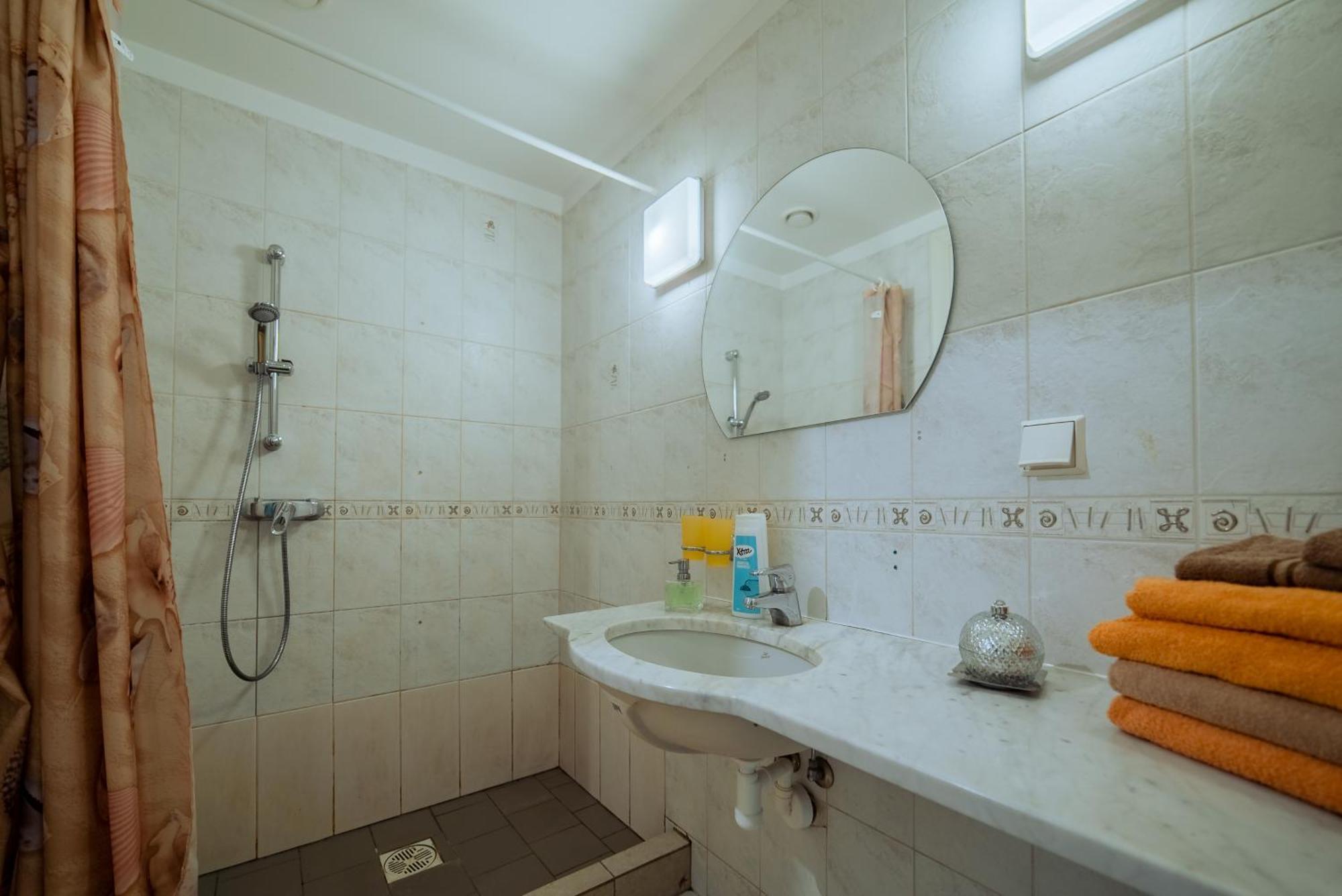 Romeo Family Apartments Tallinn Kültér fotó
